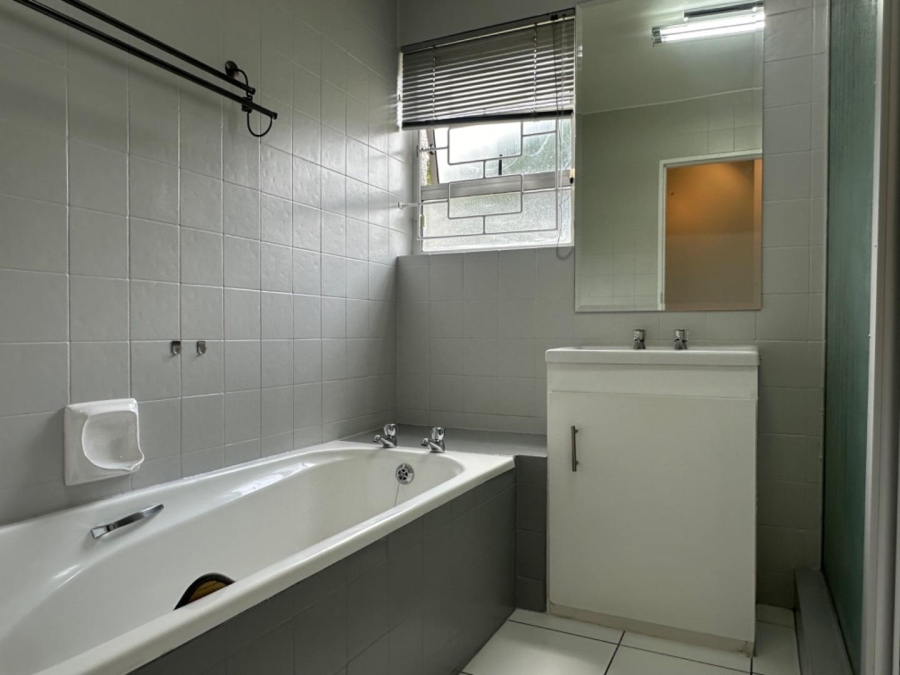 To Let 2 Bedroom Property for Rent in Kenridge Western Cape